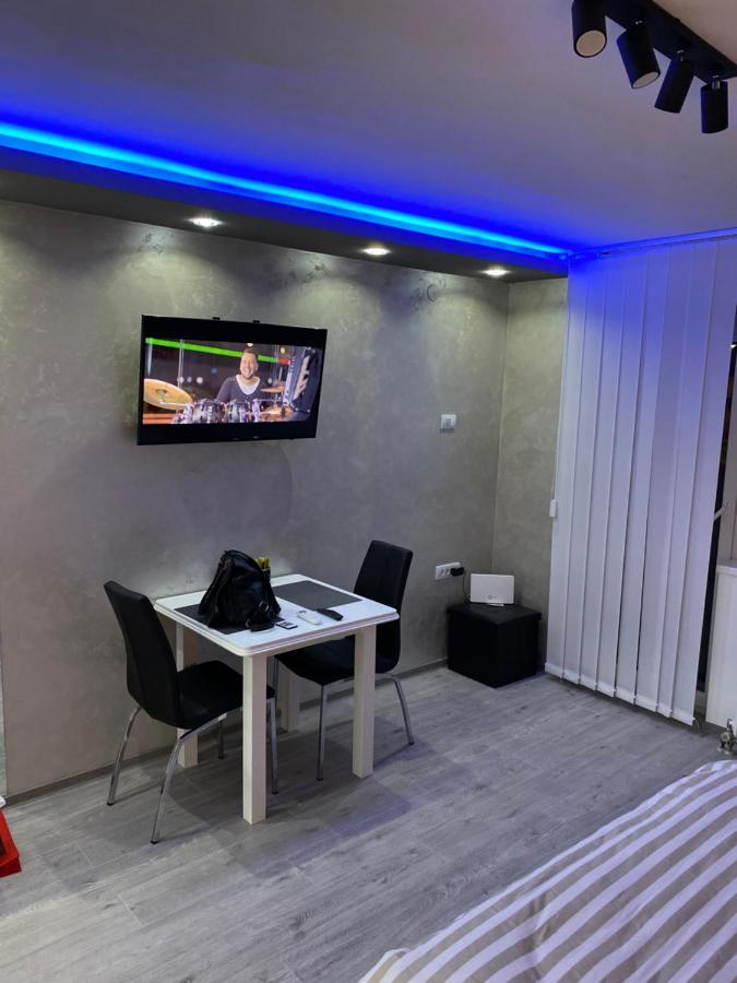 Manirosi 5 Apartment Subotica Zewnętrze zdjęcie
